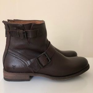FRYE Vicky Dark Brown Leather Ankle Boots